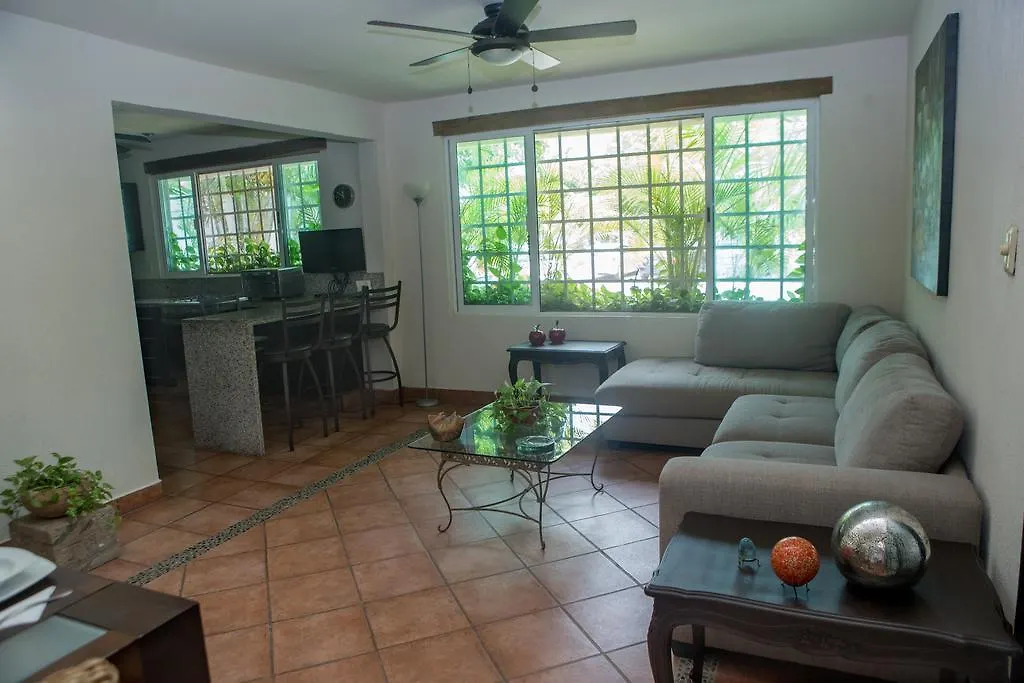 Cozy House Downtown Cancun